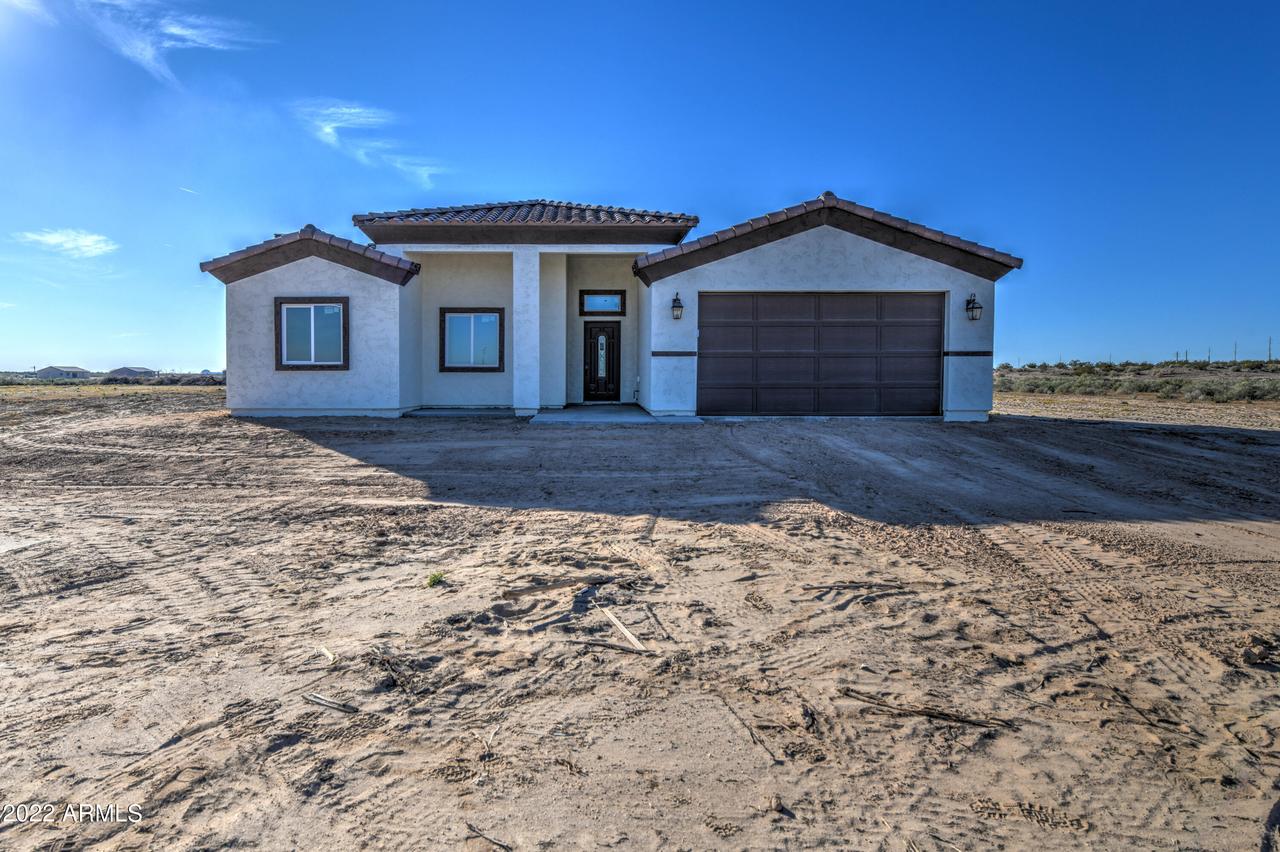 4912 S 360th Ave., Tonopah, AZ 85354