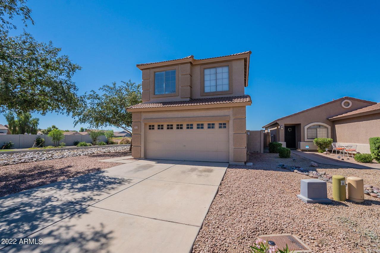 39838 N Calabria St., San Tan Valley, AZ 85140
