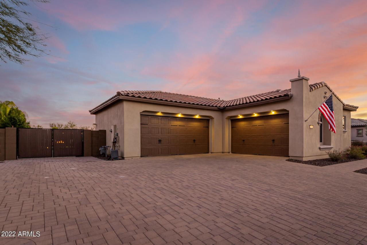 6013 E Calle De Pompas, Cave Creek, AZ 85331