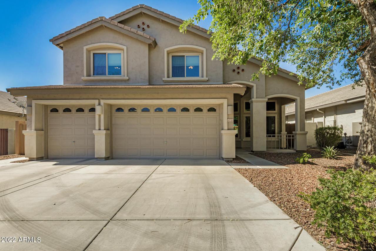 2732 N Rowen, Mesa, AZ 85207