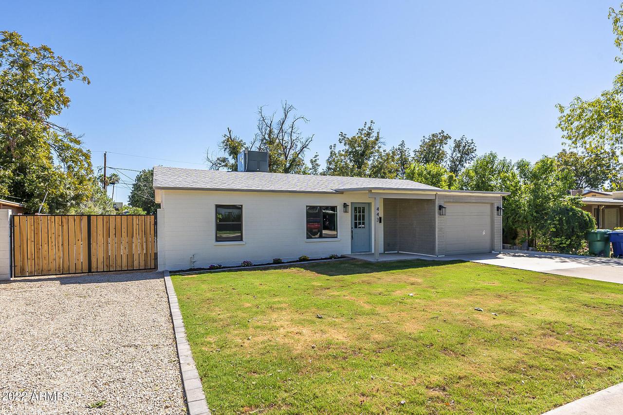 443 N Brimhall, Mesa, AZ 85203
