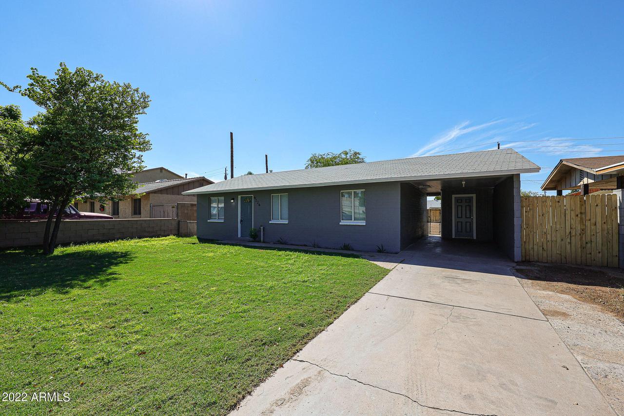 6226 S 2nd St., Phoenix, AZ 85042
