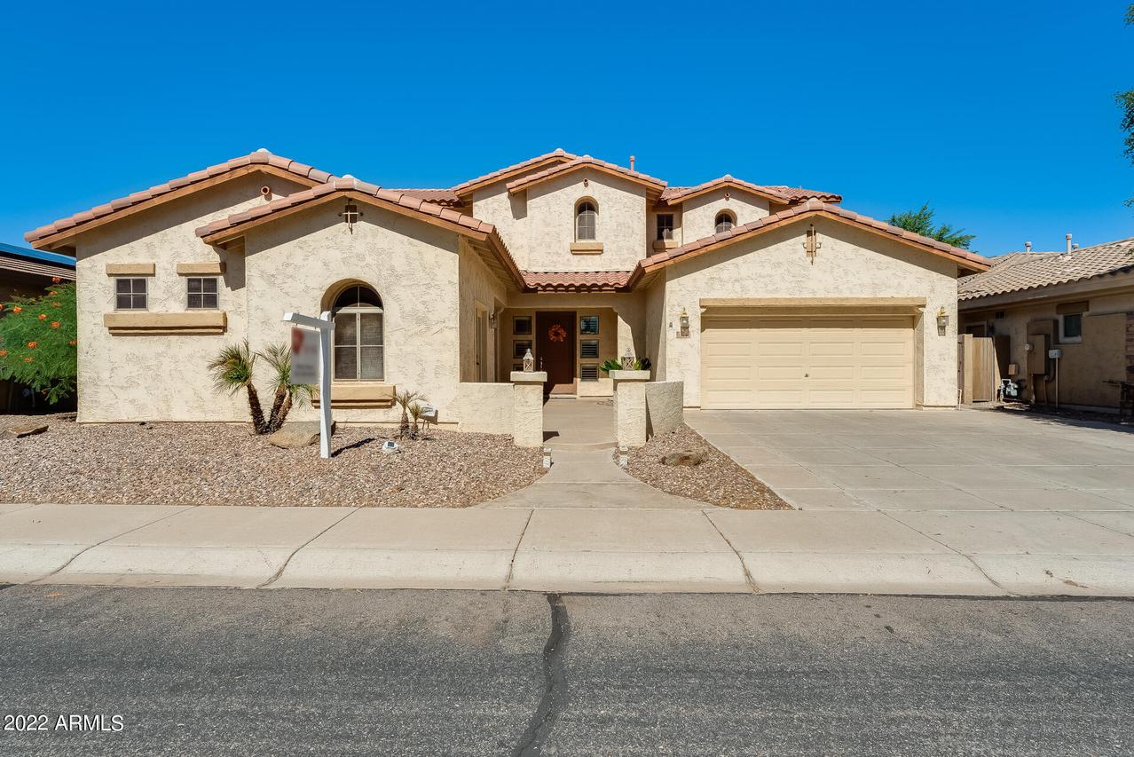 374 W Remington Dr., Chandler, AZ 85286