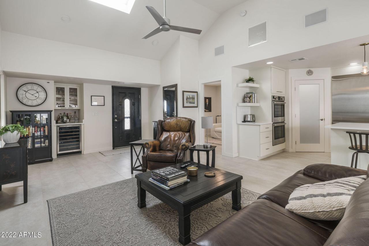 8746 E Via Taz Norte Rd., Scottsdale, AZ 85258