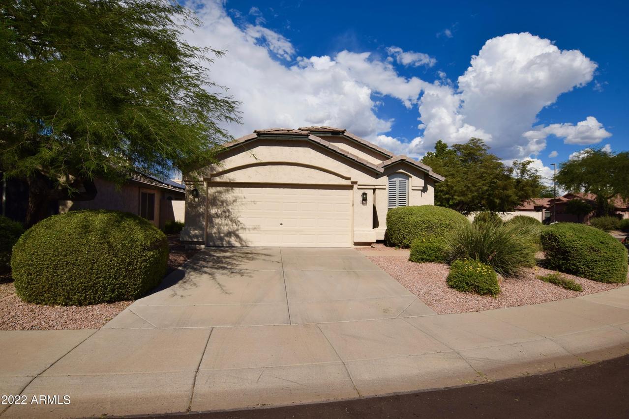 4520 E Lone Cactus Dr., Phoenix, AZ 85050