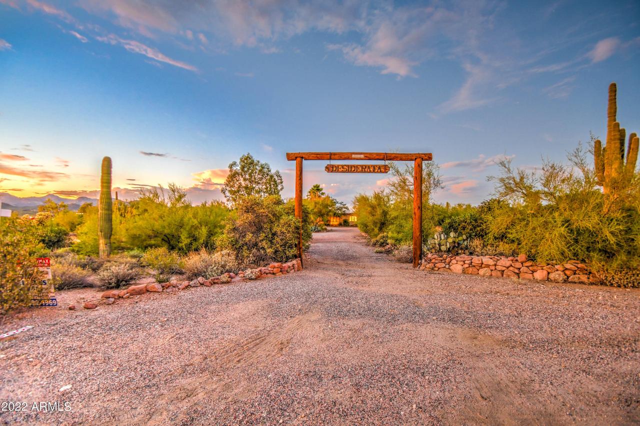 5770 E Mining Camp St., Apache Junction, AZ 85119