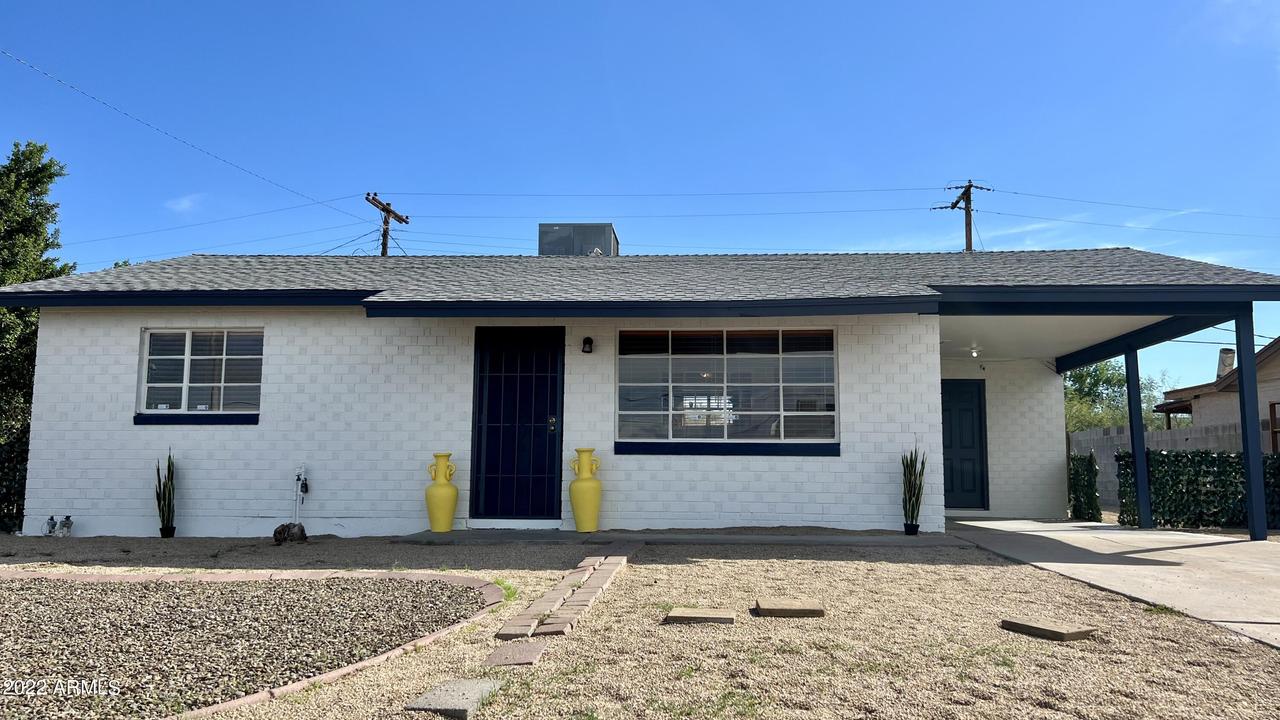 1833 E Pleasant Ln., Phoenix, AZ 85042