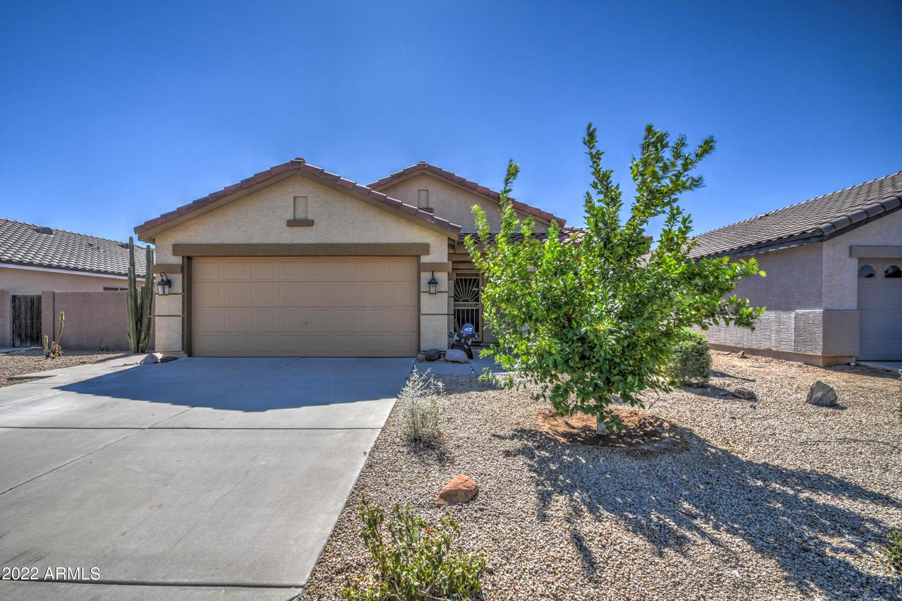 887 E Appaloosa Rd., Gilbert, AZ 85296