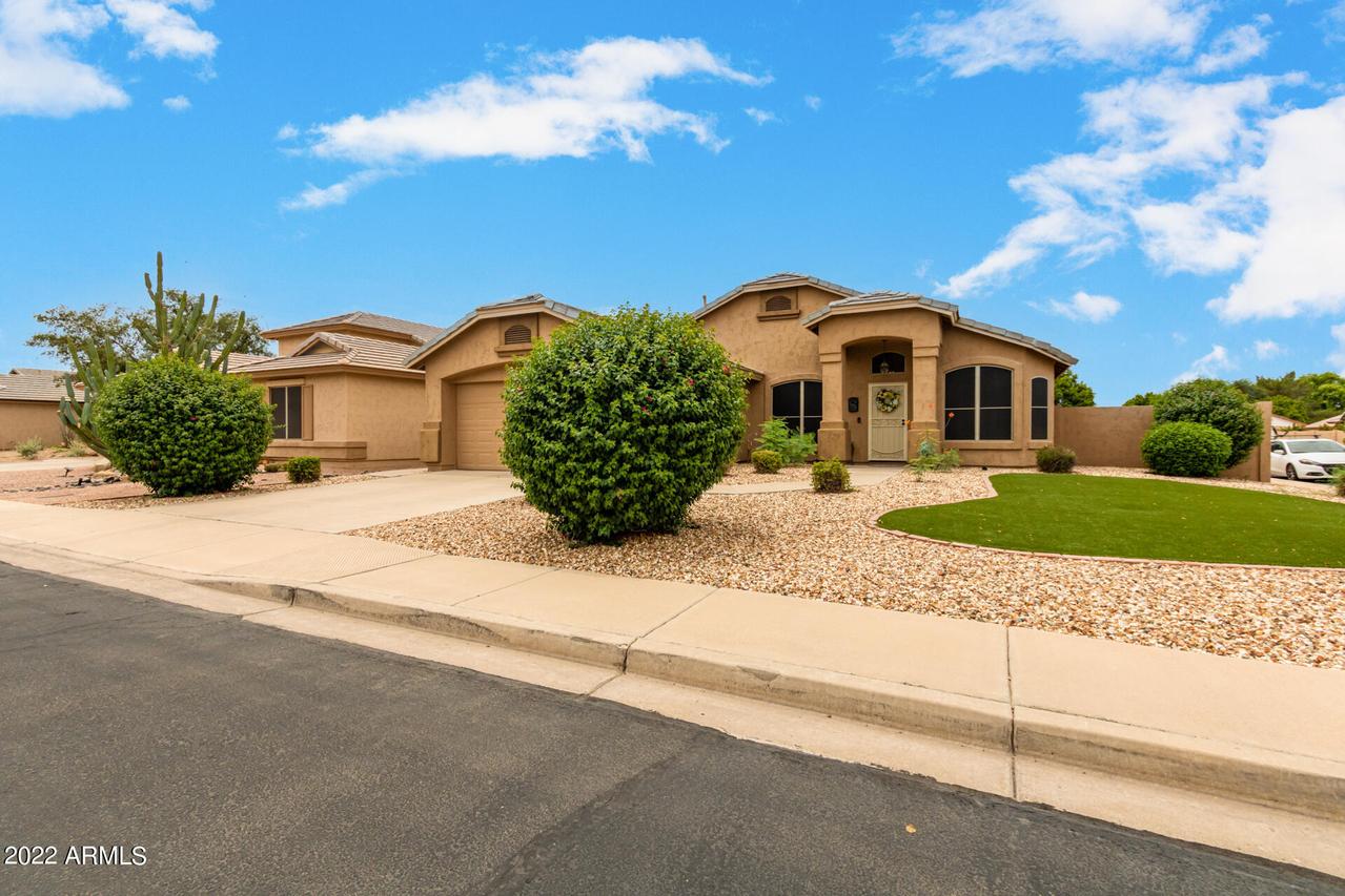 19116 N 65th Ave., Glendale, AZ 85308