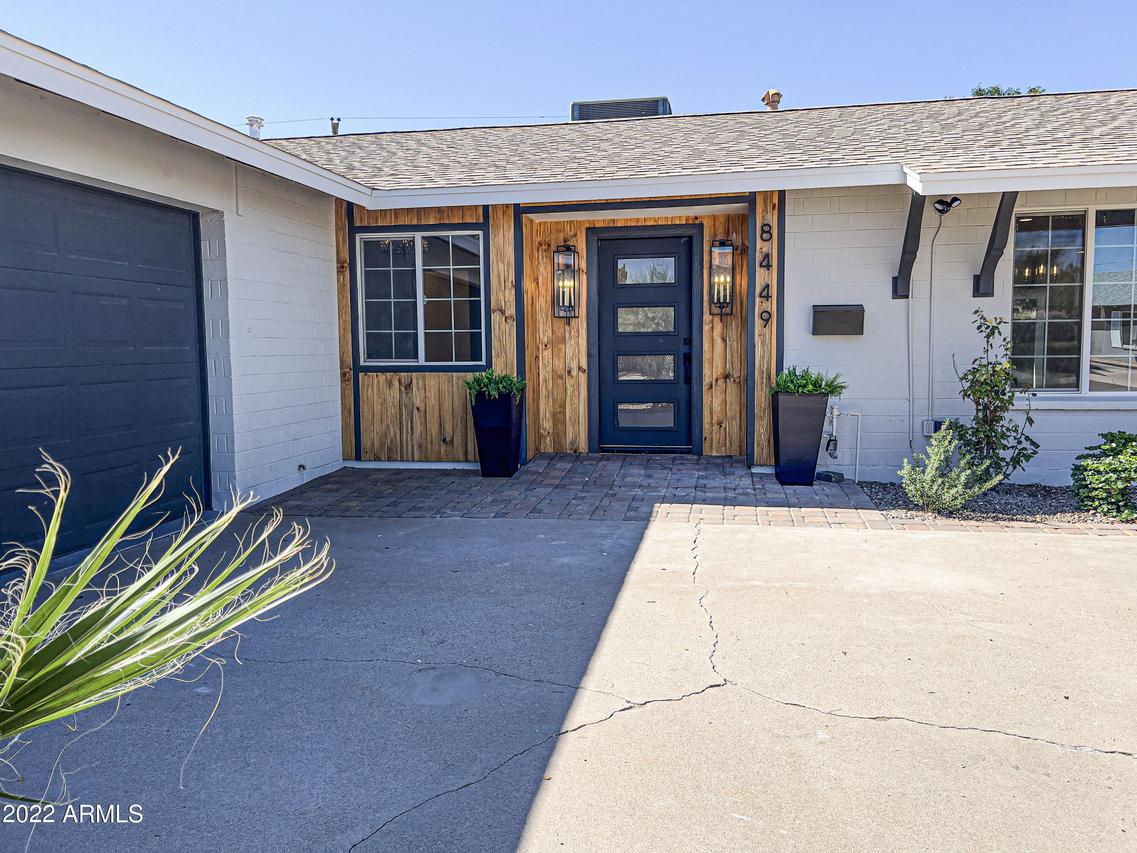 8449 E Orange Blossom Ln., Scottsdale, AZ 85250