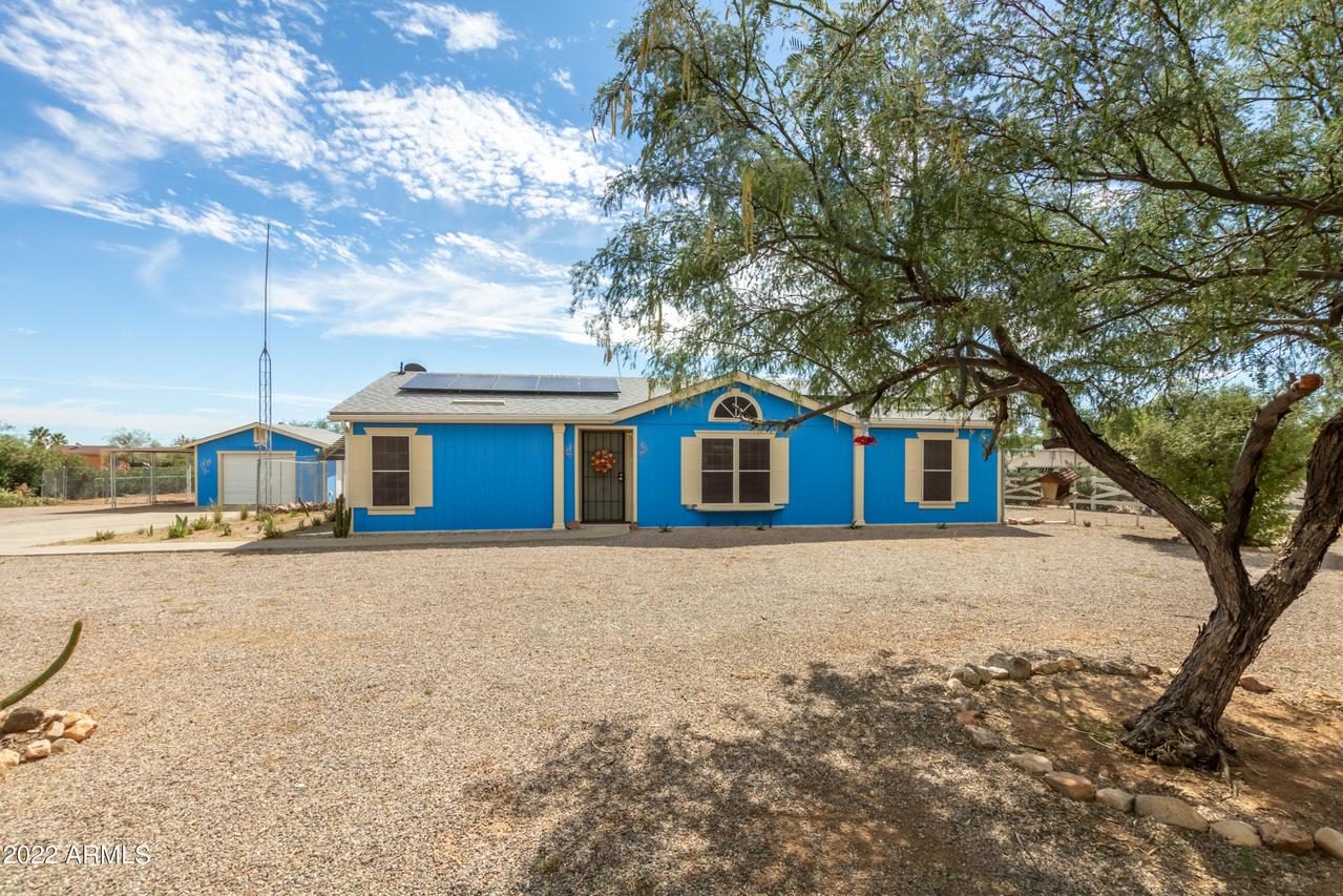 23150 W Mule Deer Ln., Congress, AZ 85332