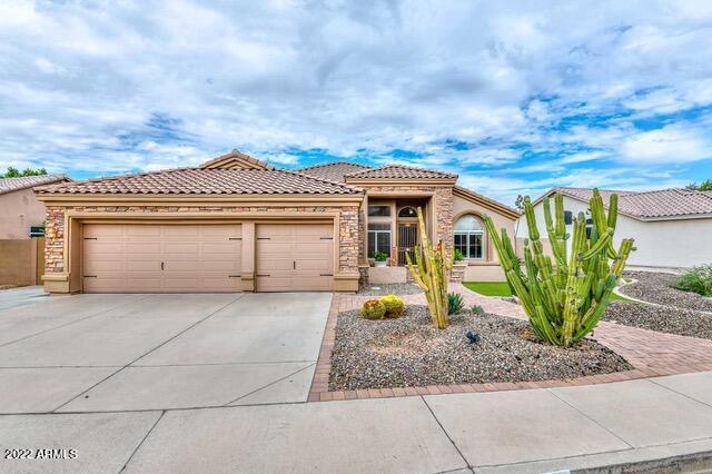 22866 N 73rd Dr., Glendale, AZ 85310