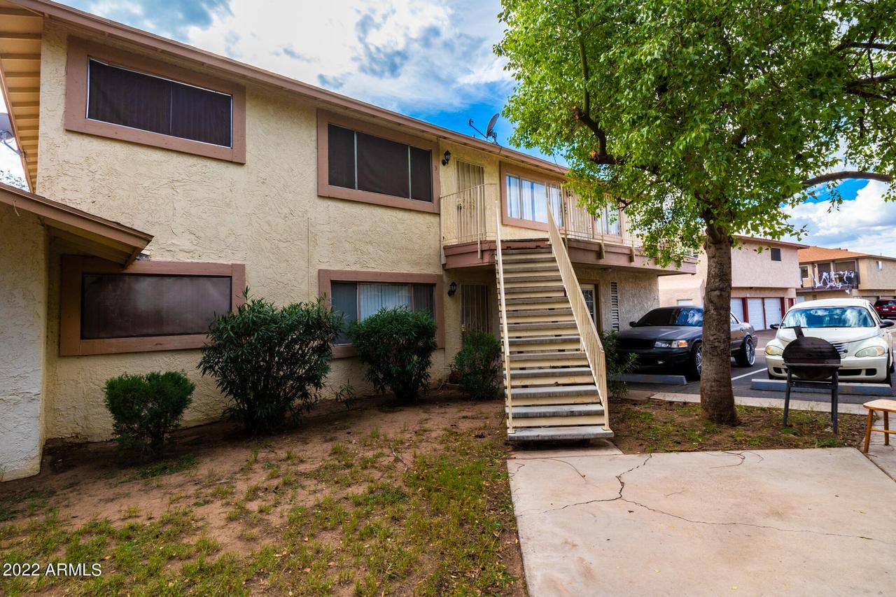 8112 N 33rd Dr., Phoenix, AZ 85051