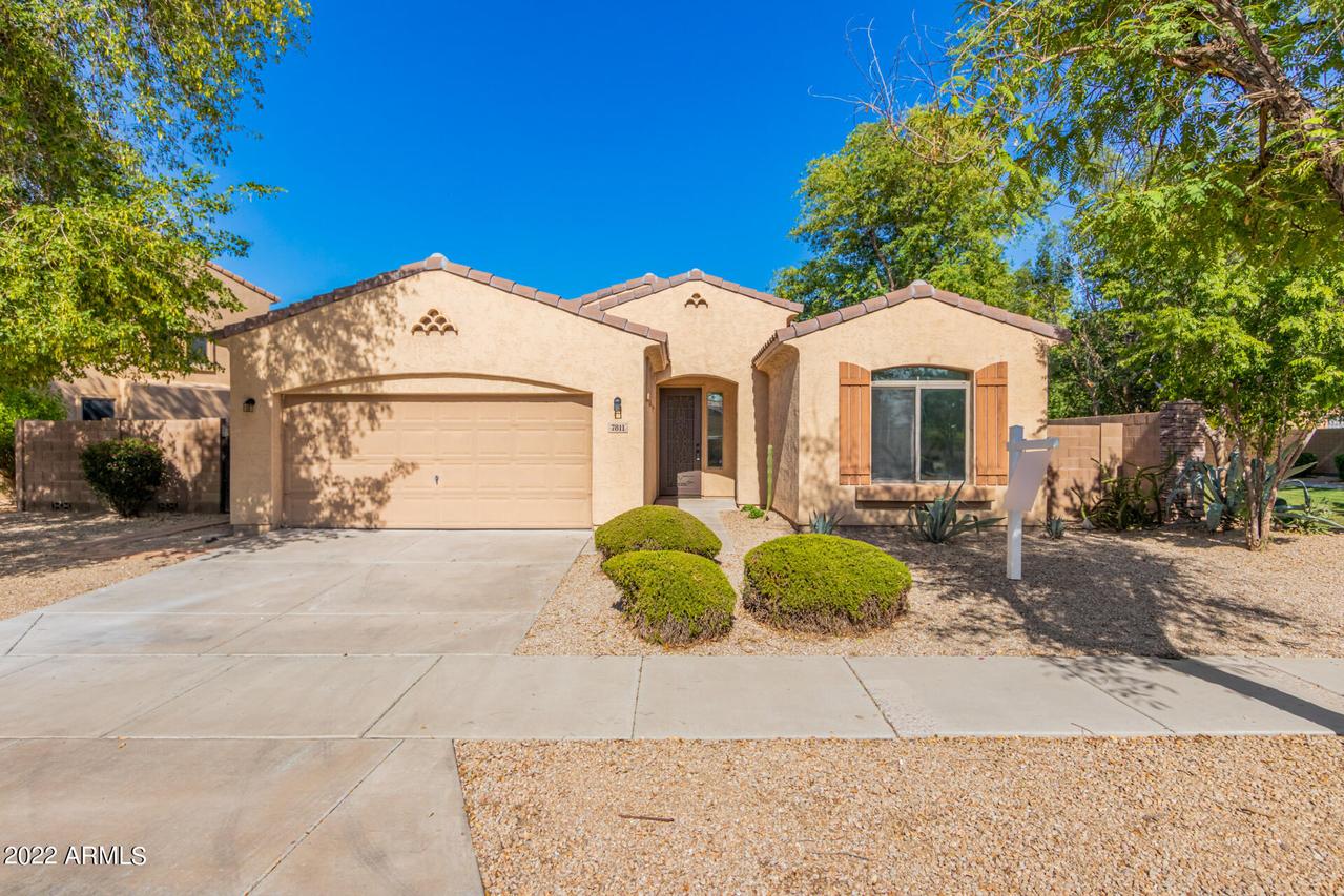 7811 S 22nd Ln., Phoenix, AZ 85041