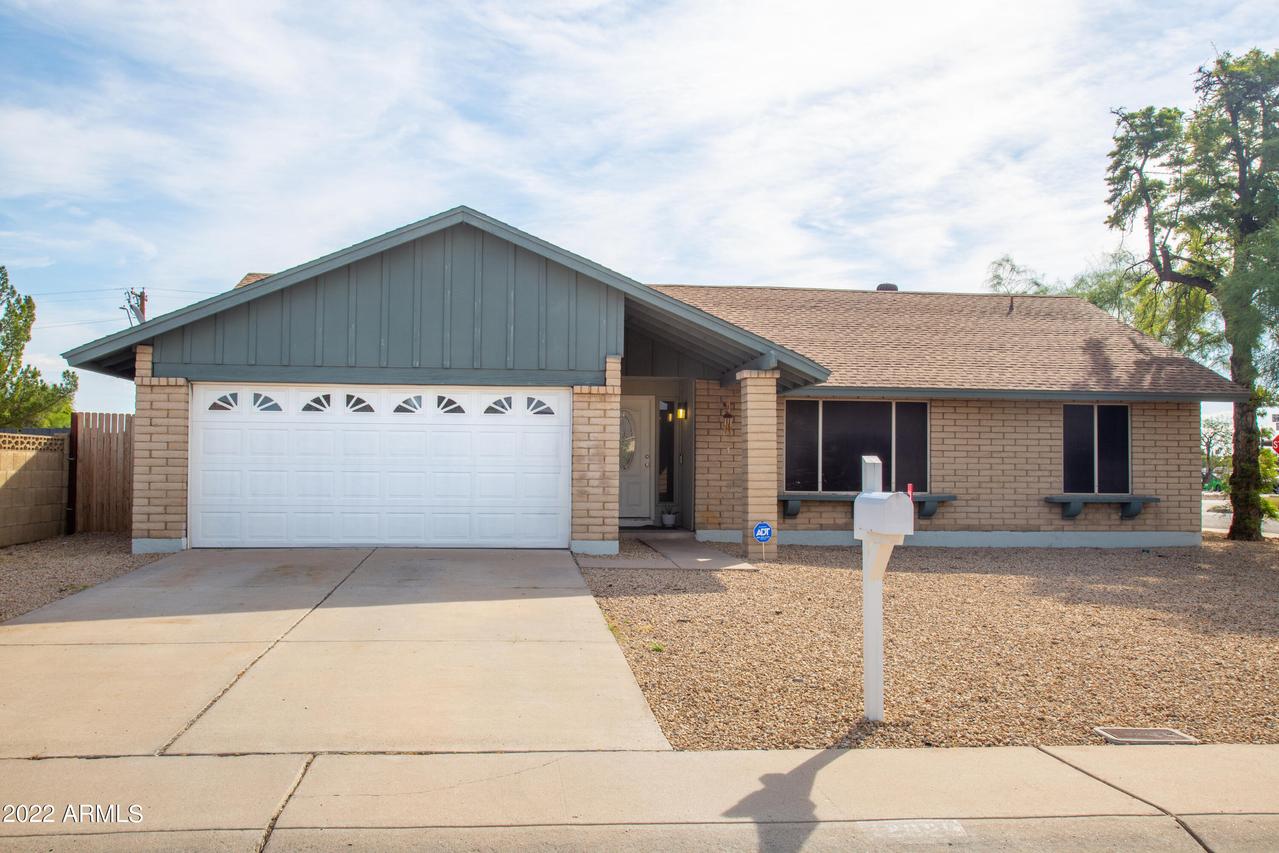 12829 N 39th Dr., Phoenix, AZ 85029