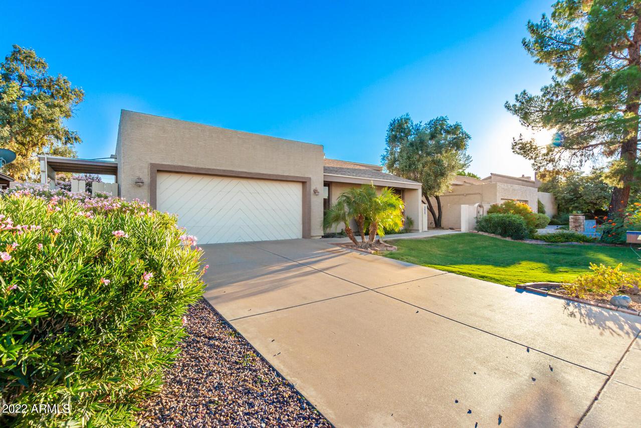 1723 E Redfield Rd., Tempe, AZ 85283