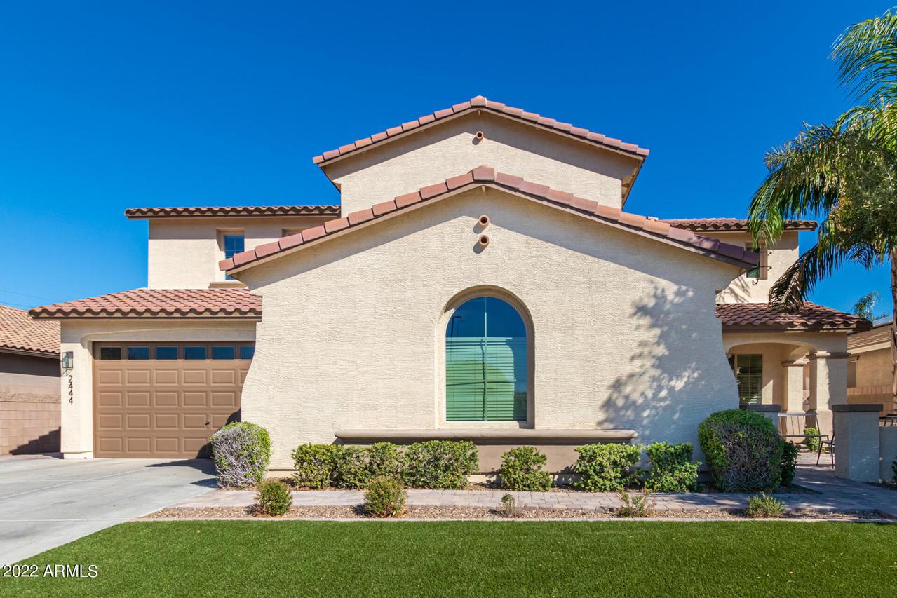 2444 E Sourwood Dr., Gilbert, AZ 85298