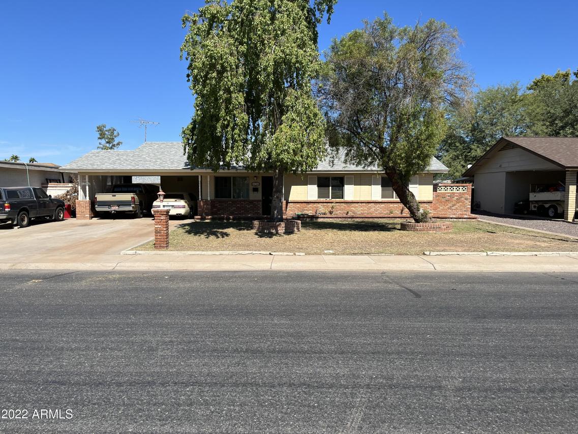 876 W Dublin St., Chandler, AZ 85225