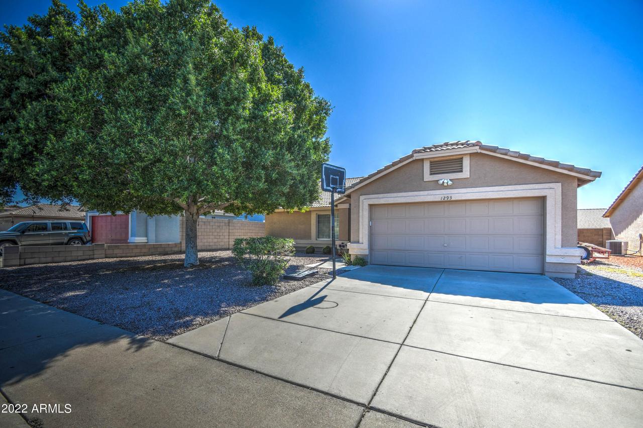 1293 W 15th Ave., Apache Junction, AZ 85120