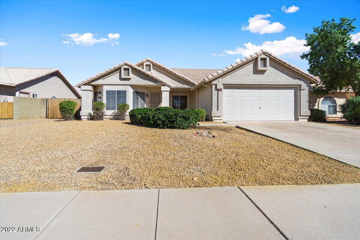 1633 N 74th Pl., Mesa, AZ 85207