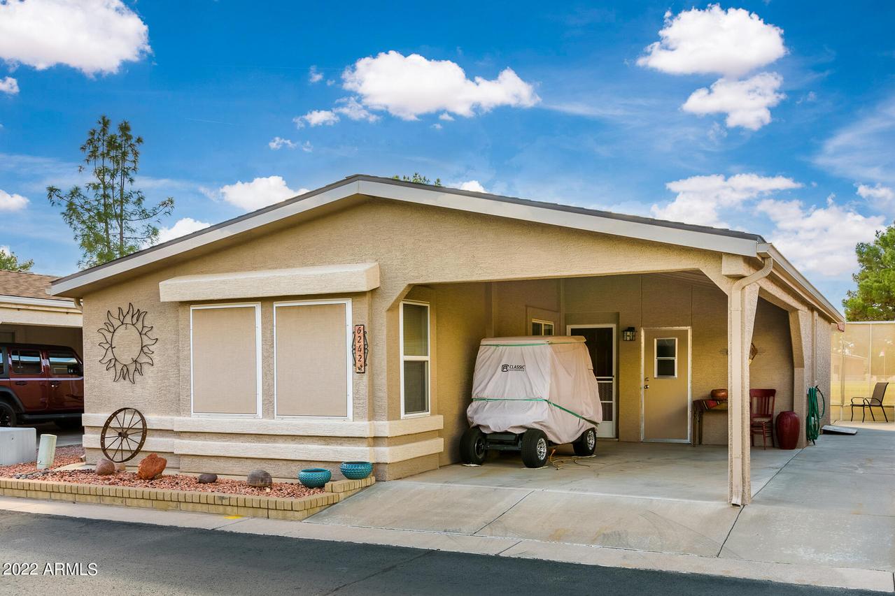 6242 S Oakmont Dr., Chandler, AZ 85249