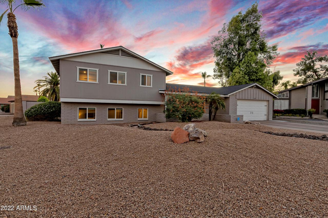 1704 W Lindner Ave., Mesa, AZ 85202