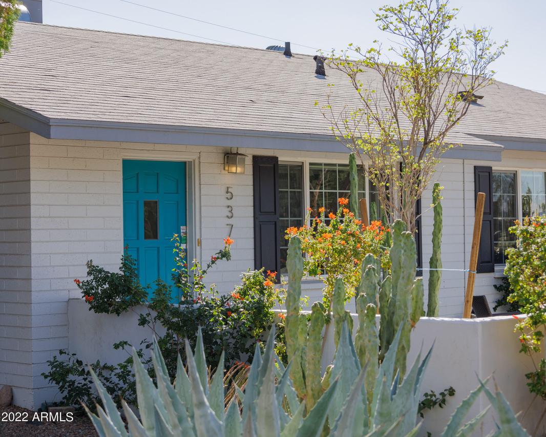 537 W 17th St., Tempe, AZ 85281