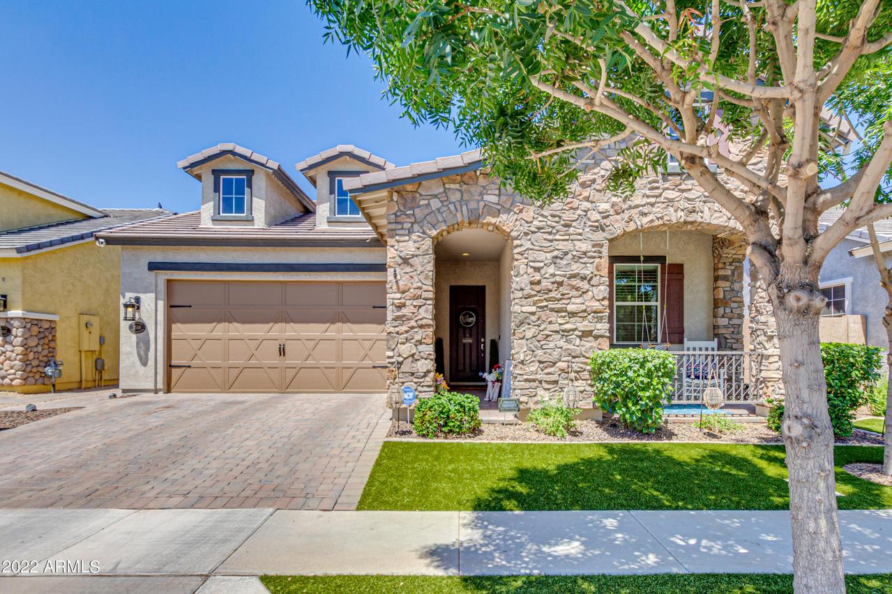 2558 S Canfield St., Mesa, AZ 85209