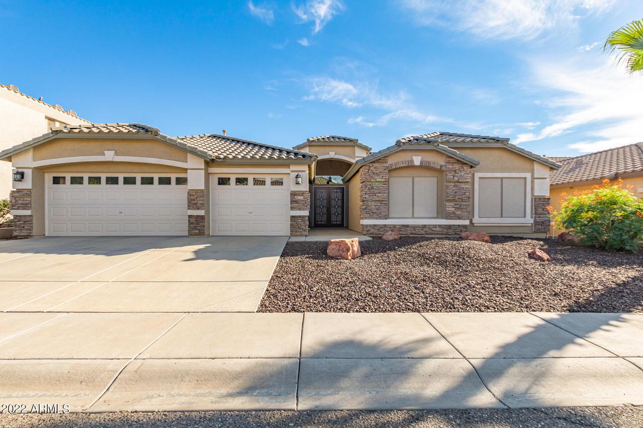 2037 W Caleb Rd., Phoenix, AZ 85085