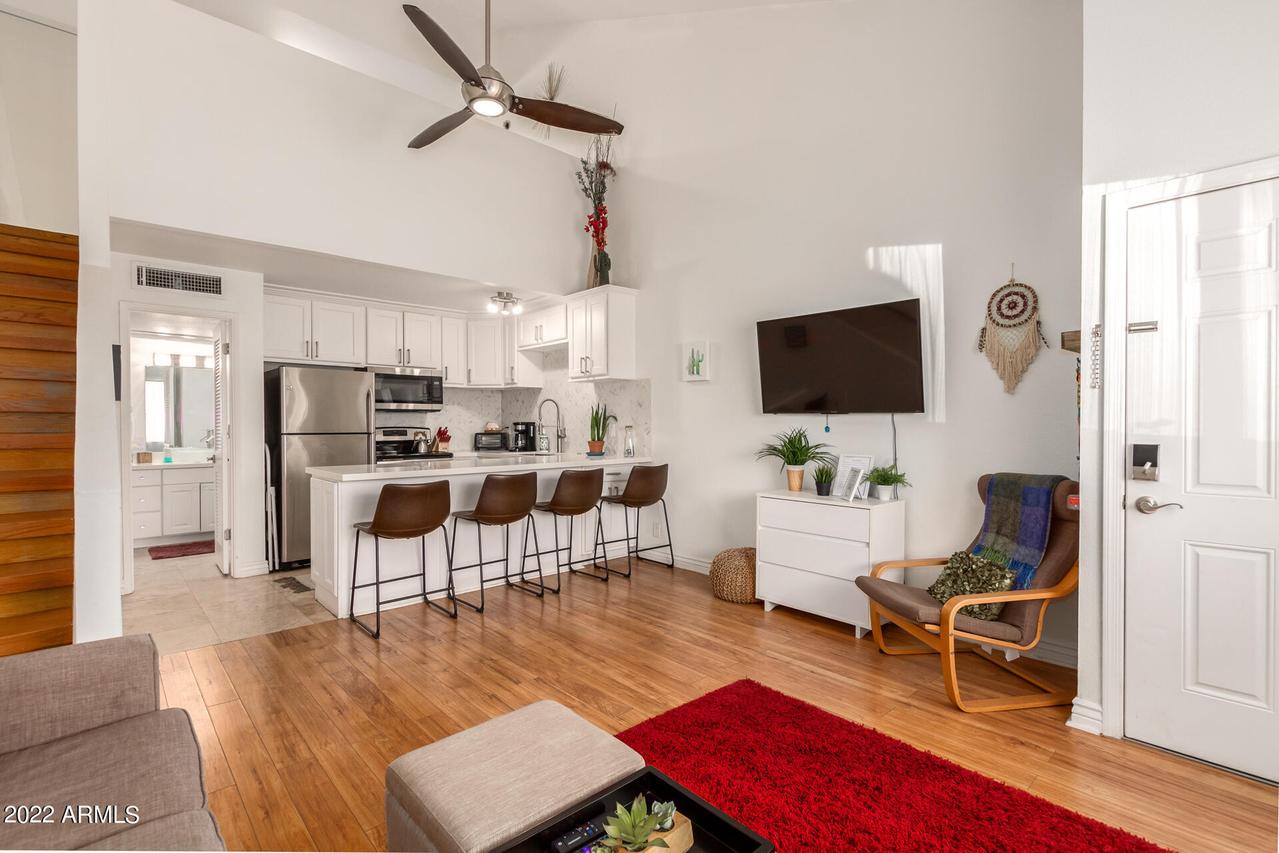 8055 E Thomas Rd. #E108, Scottsdale, AZ 85251