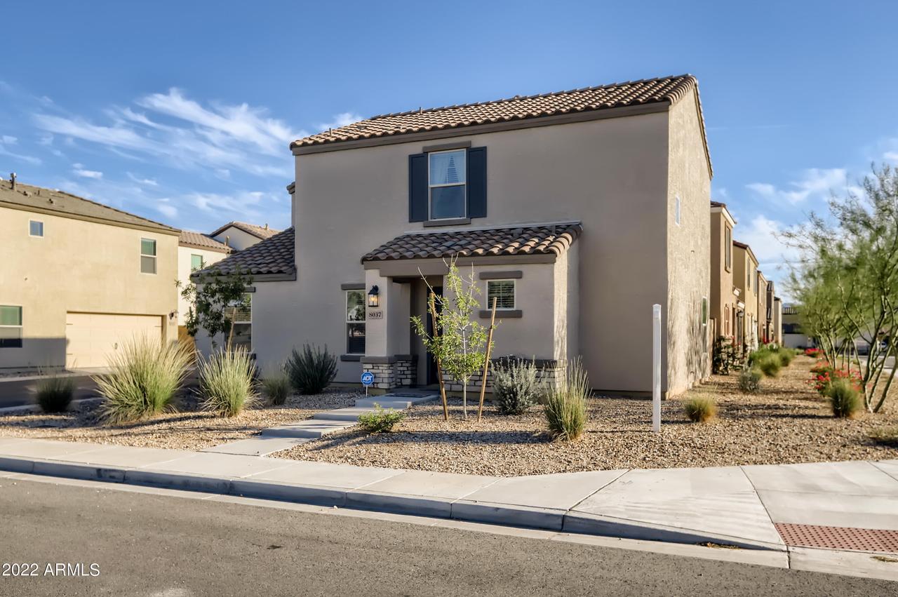8037 W Albeniz Pl., Phoenix, AZ 85043