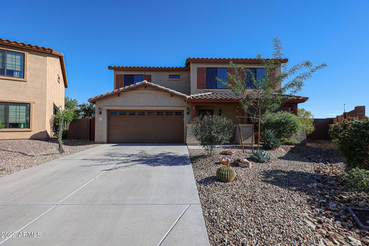 9323 E Greenway St., Mesa, AZ 85207