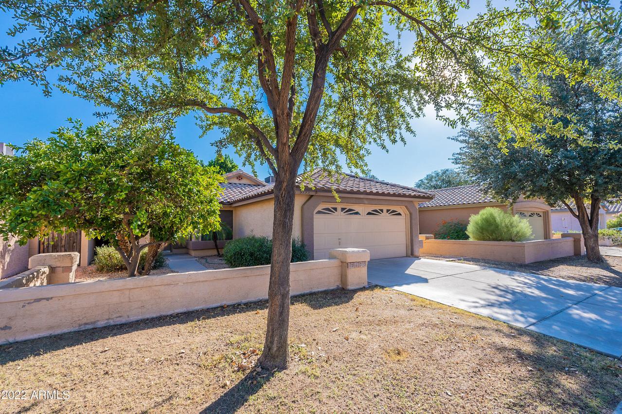 5733 W Jupiter Way, Chandler, AZ 85226