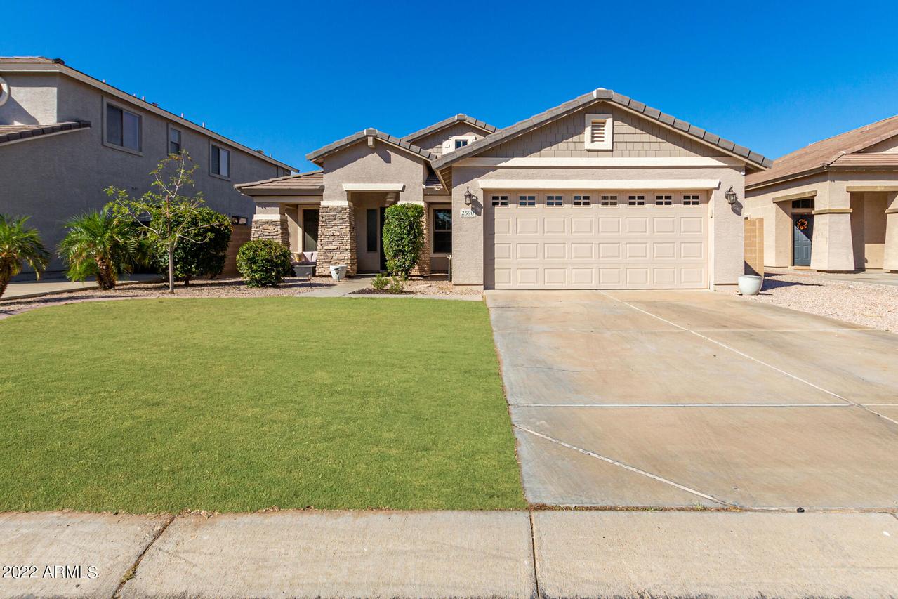 2590 W Silver Streak Way, Queen Creek, AZ 85242