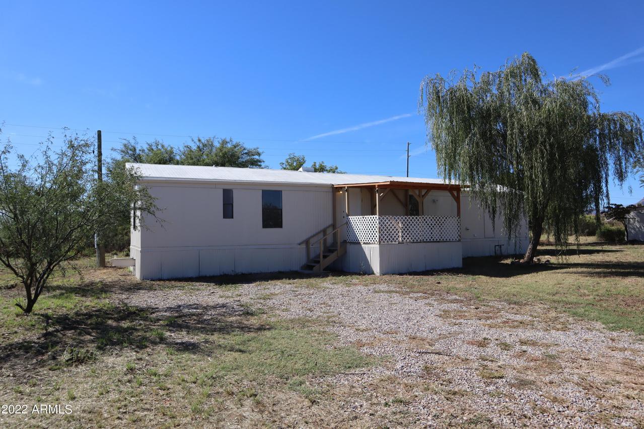 9545 E Olive Ave., Hereford, AZ 85615