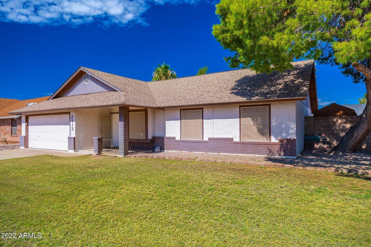 2312 E Dolphin Ave., Mesa, AZ 85204