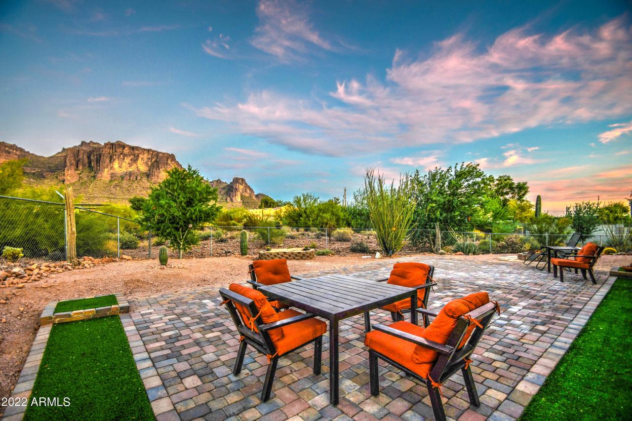 2733 N Val Vista Rd., Apache Junction, AZ 85119