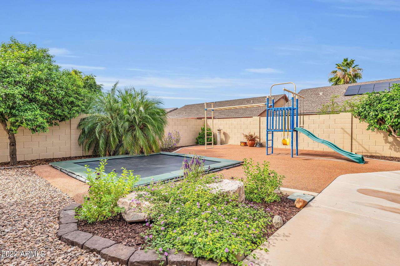 4146 E Meadow Creek Way, San Tan Valley, AZ 85140