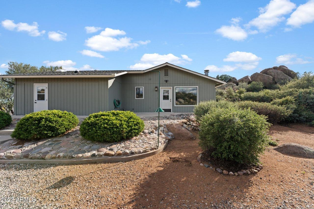 23417 S Rock Way, Yarnell, AZ 85362