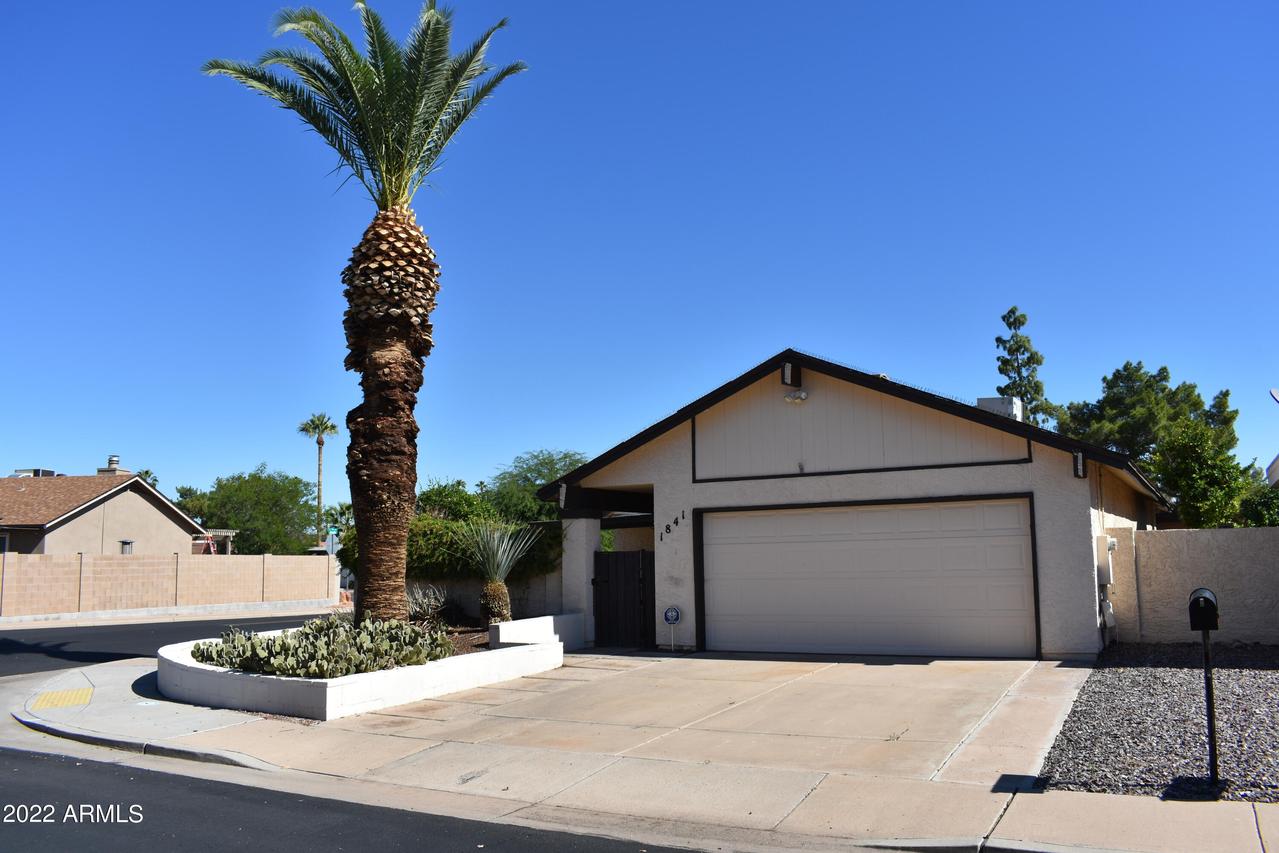 1841 S Cholla St., Mesa, AZ 85202