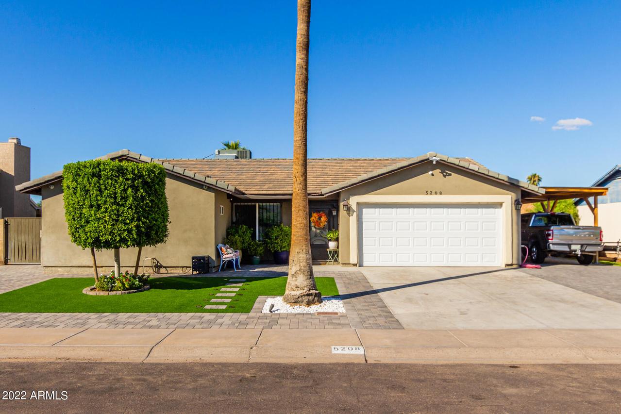 5208 W Orchid Ln., Glendale, AZ 85302
