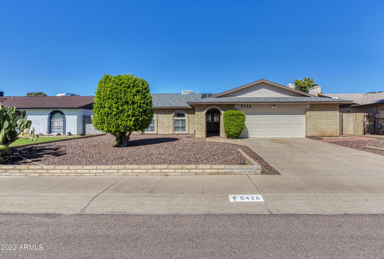 5426 W Sunnyside Dr., Glendale, AZ 85304