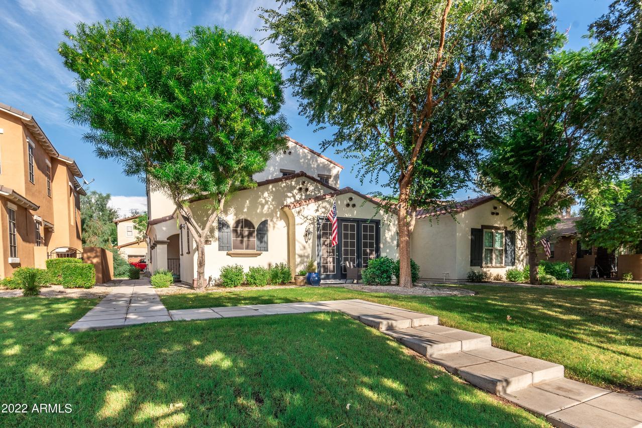 13337 N Founders Park Blvd., Surprise, AZ 85379