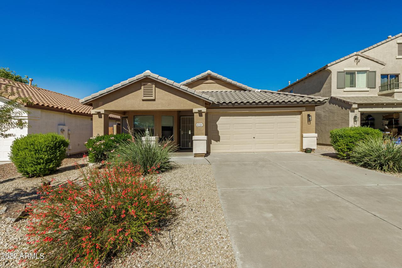 4336 E Coal St., San Tan Valley, AZ 85143