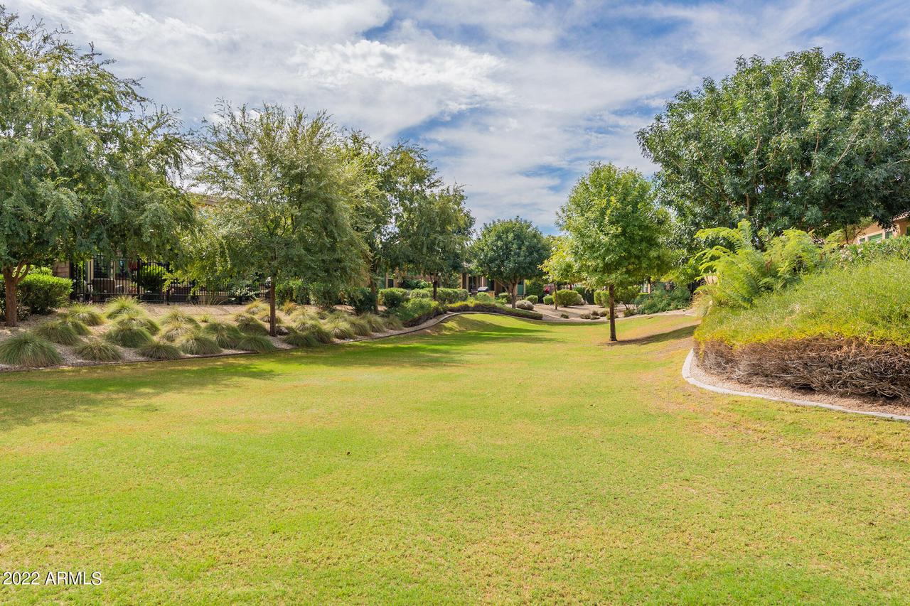 762 E Silversword Ln., Queen Creek, AZ 85140