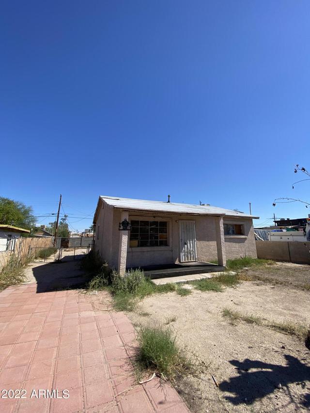 8051 S Calle Maravilla, Guadalupe, AZ 85283