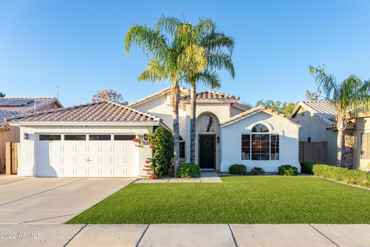 8534 W Charleston Ave., Peoria, AZ 85382