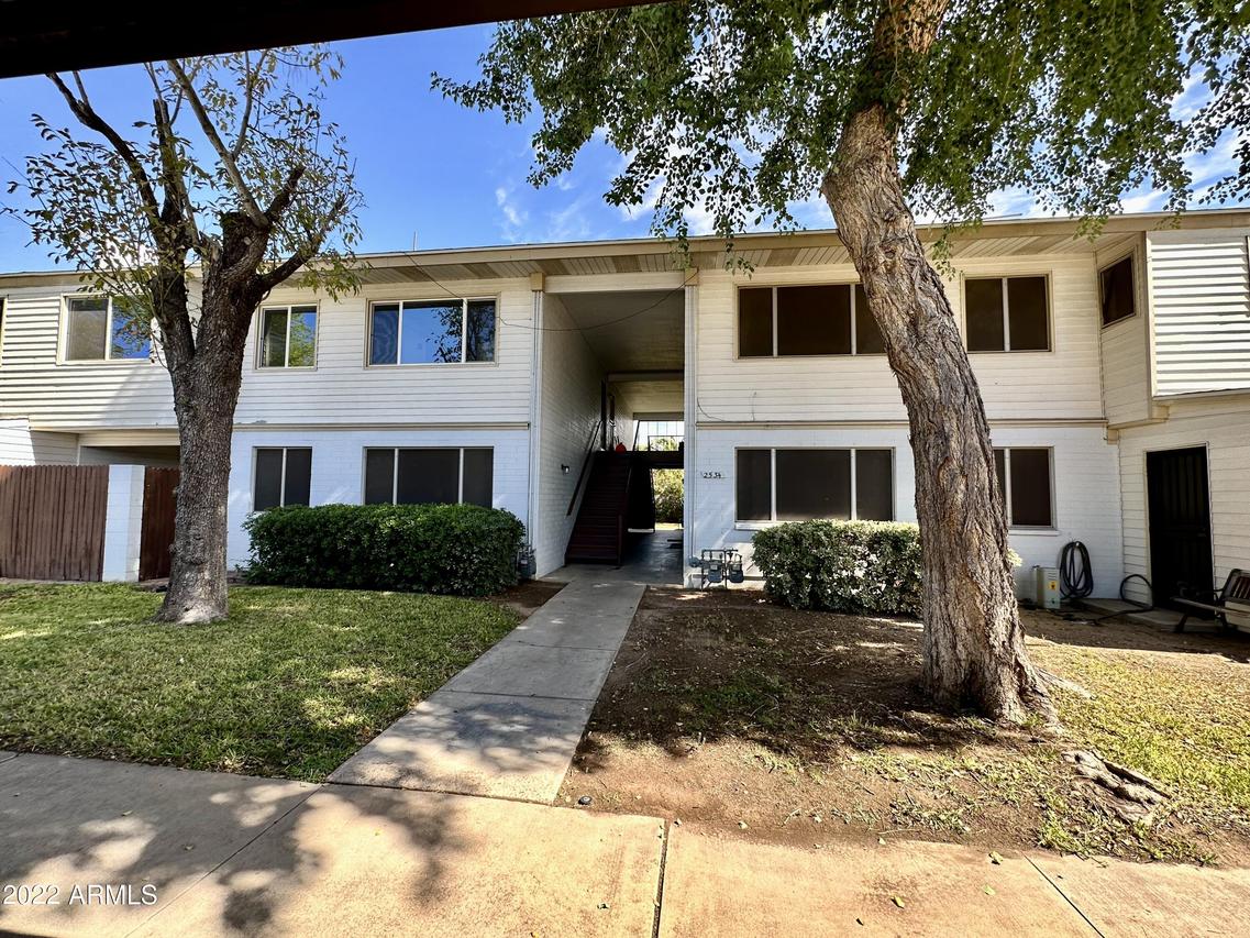 2534 W Berridge Ln. #108, Phoenix, AZ 85017