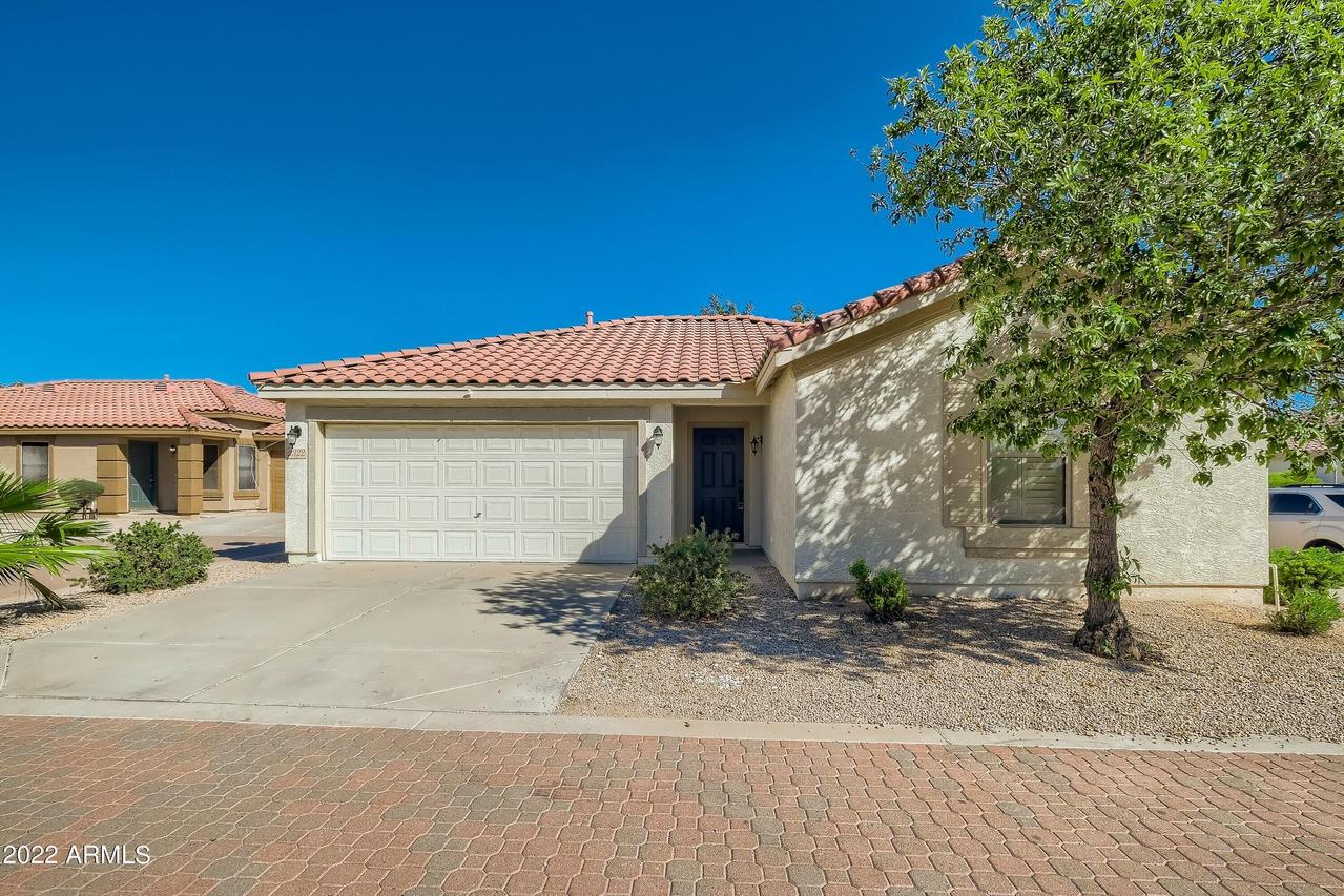 2322 E Hazeltine Way, Chandler, AZ 85249