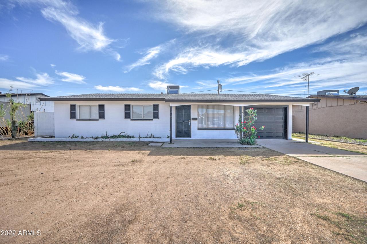 2147 W Paradise Dr., Phoenix, AZ 85029